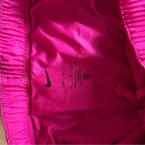 Nike shorts - S - Never worn - Picture 3 of 3